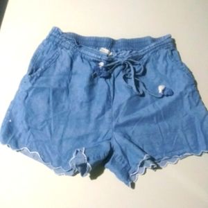 Skies Are Blue Women's Denim Shorts Stretch Waist Draw String Light wash